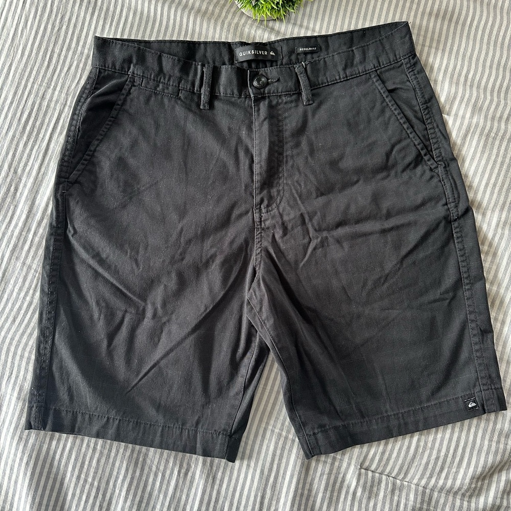 Quiksilver Black Flat Front Shorts Versatile Cotton Blend